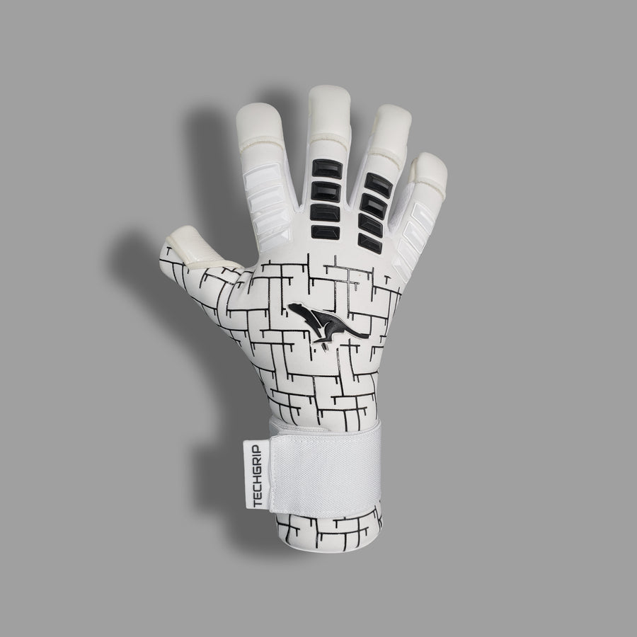 Why Coaches and Keepers Across Australia Recommend Hybrid Cut Gloves